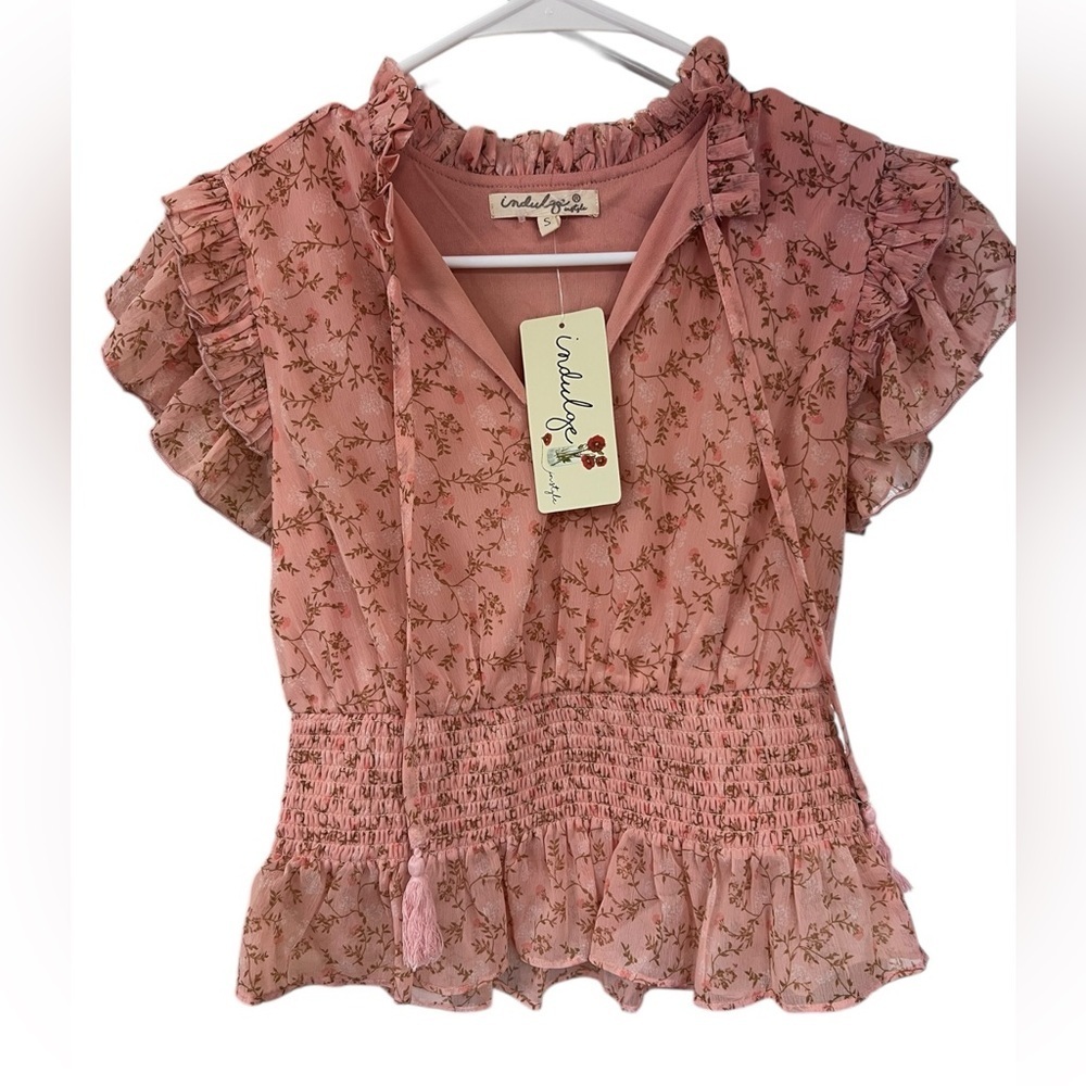 NWT Indulge Blush Floral Ruffle Blouse
